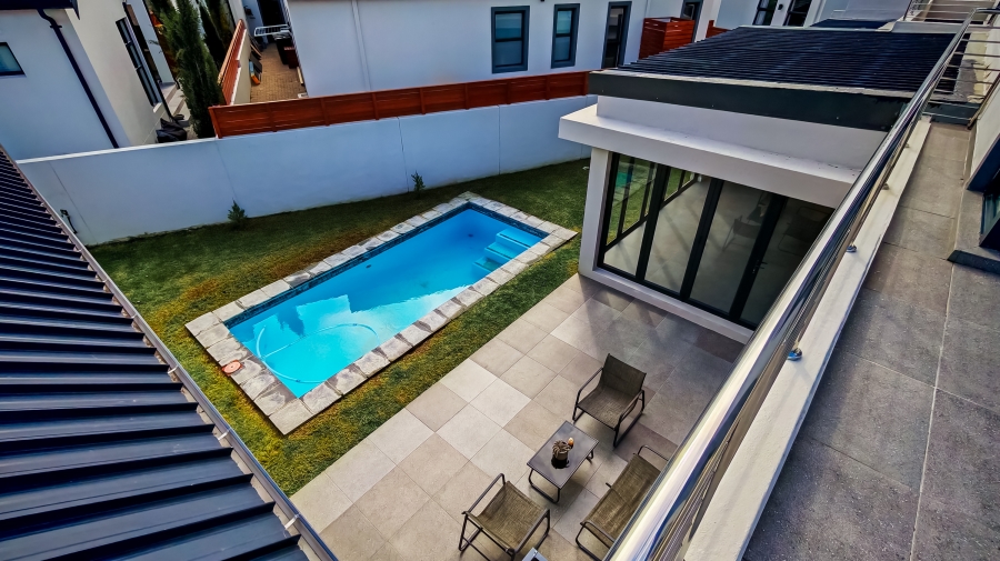 4 Bedroom Property for Sale in Sitari Country Estate Western Cape